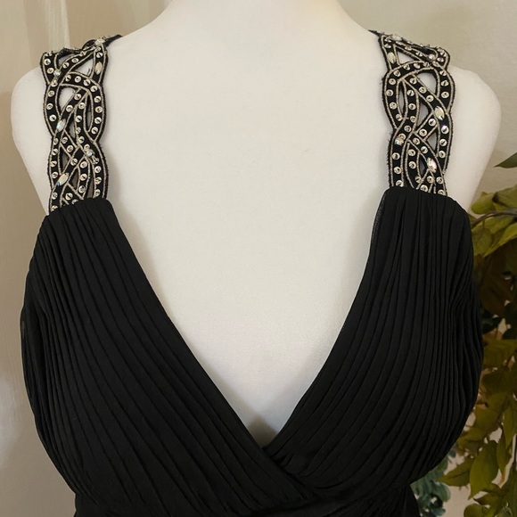 Betsy&Adam Elegant Formal Fit & Flare Mini Dress with Rhinestones – size 14 - Picture 4 of 12